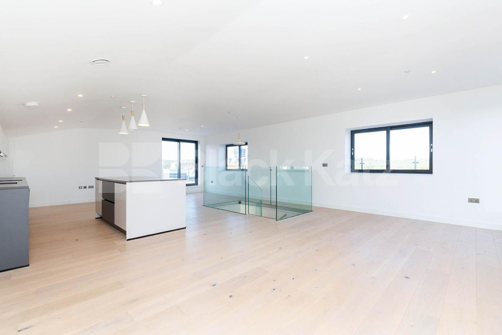 1,266 square foot Penthouse two bedroom and two bathrooms with a 180 degree view Tottenham Lane, Crouch End